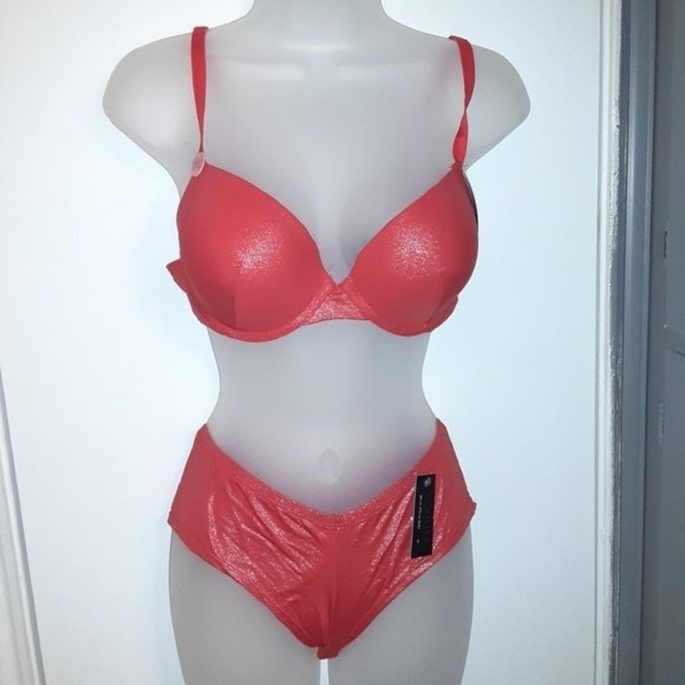 Youmita Red Shimmery 40C Plunge Underwire Bra & XL Hipster NWT